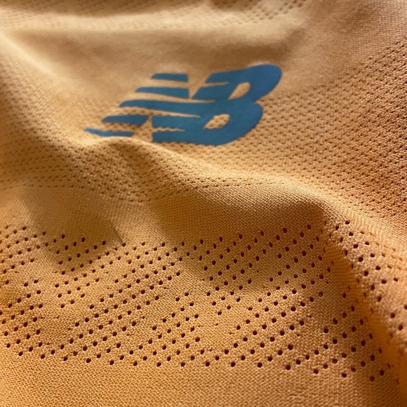 New Balance Perfoforated Running Tee - Picture 8 of 8